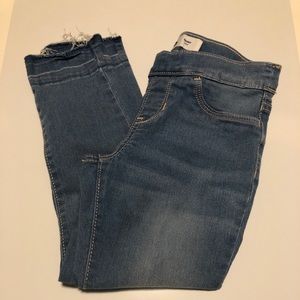 NWOT old navy girl’s skinny cropped jeans- size 8